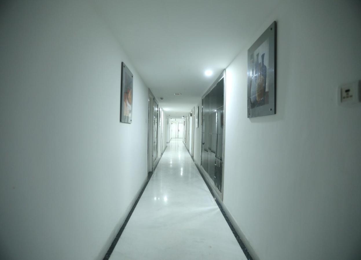 Shravanthi Sarovar Portico Bangalore Exterior photo